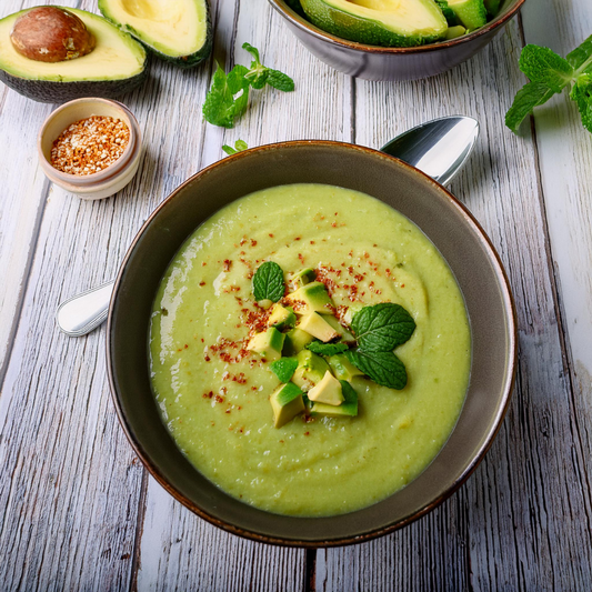 Avocado-Gurken-Gazpacho